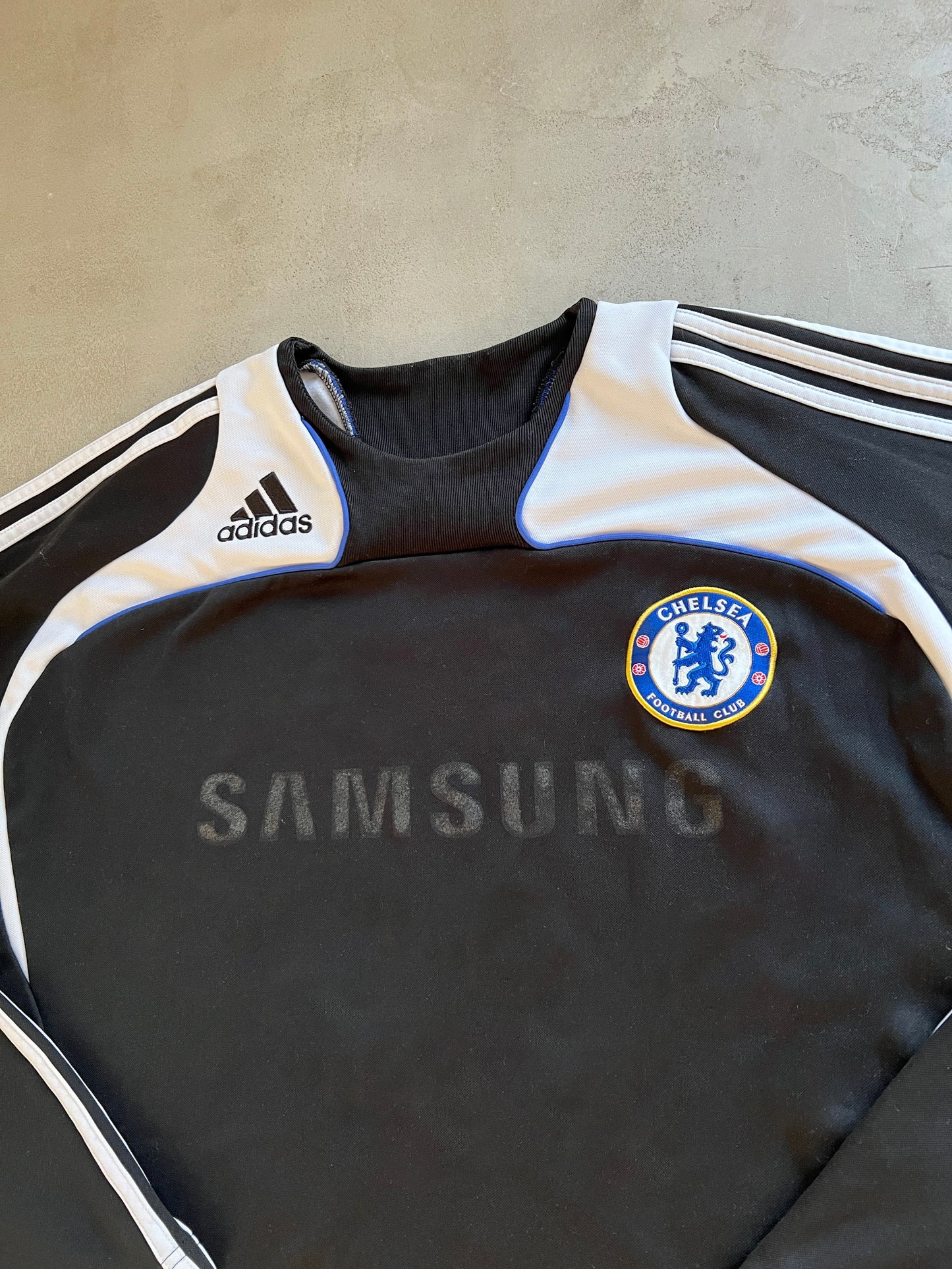 BLACK CHELSEA ADIDAS SWEATER - 2000S - L