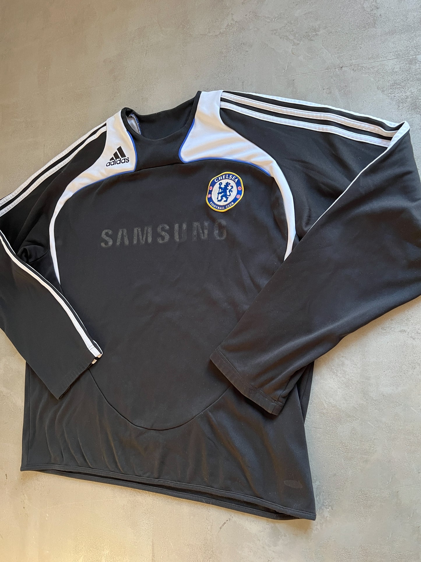 BLACK CHELSEA ADIDAS SWEATER - 2000S - L