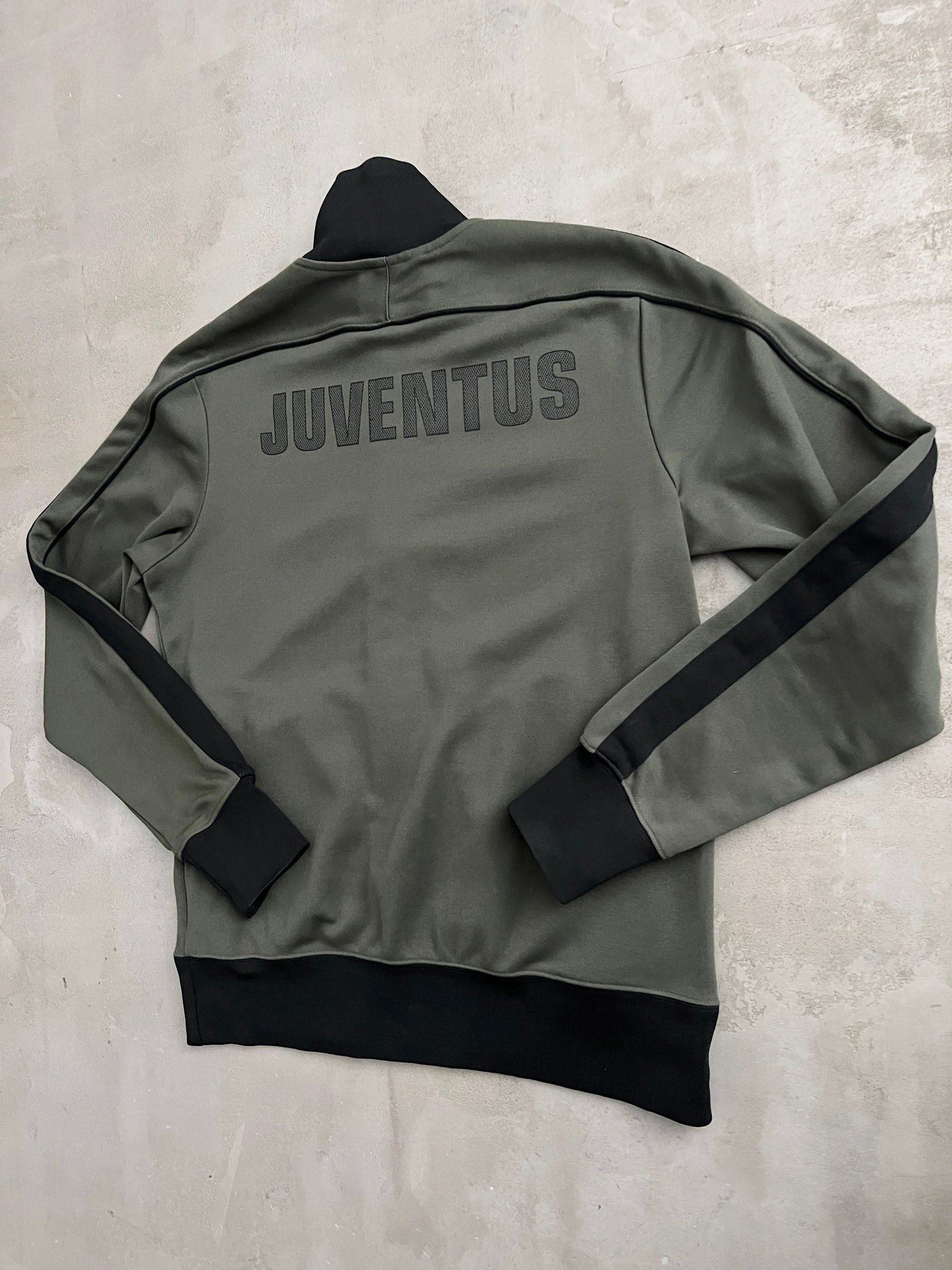 KHAKI JUVENTUS NIKE JACKET - 2000S - S/M