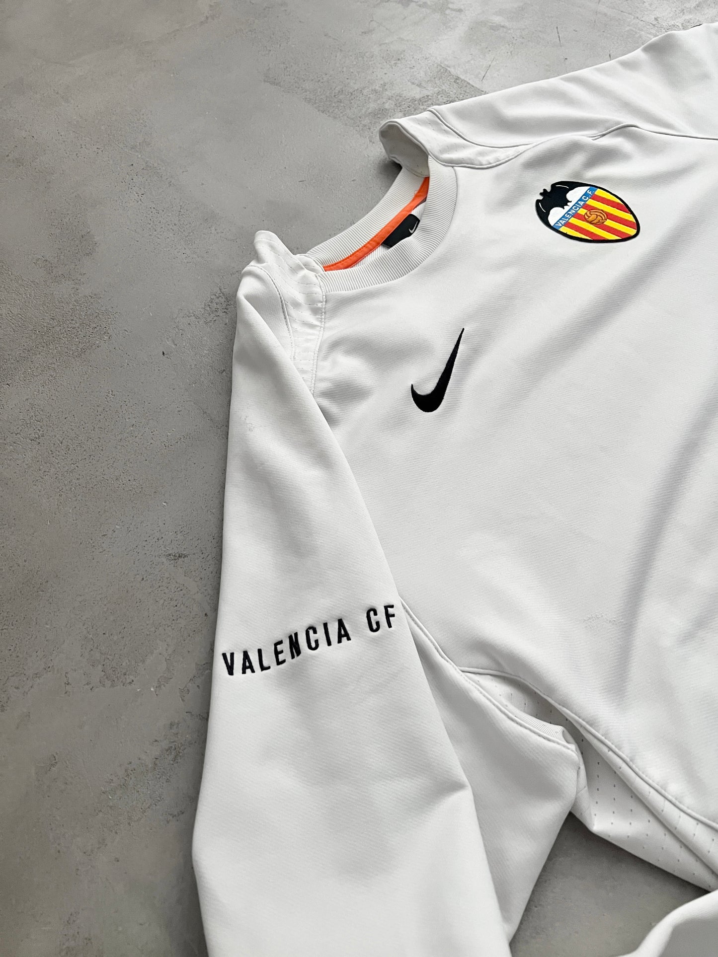 WHITE VALENCIA CF NIKE SWEATER - 2000S - L