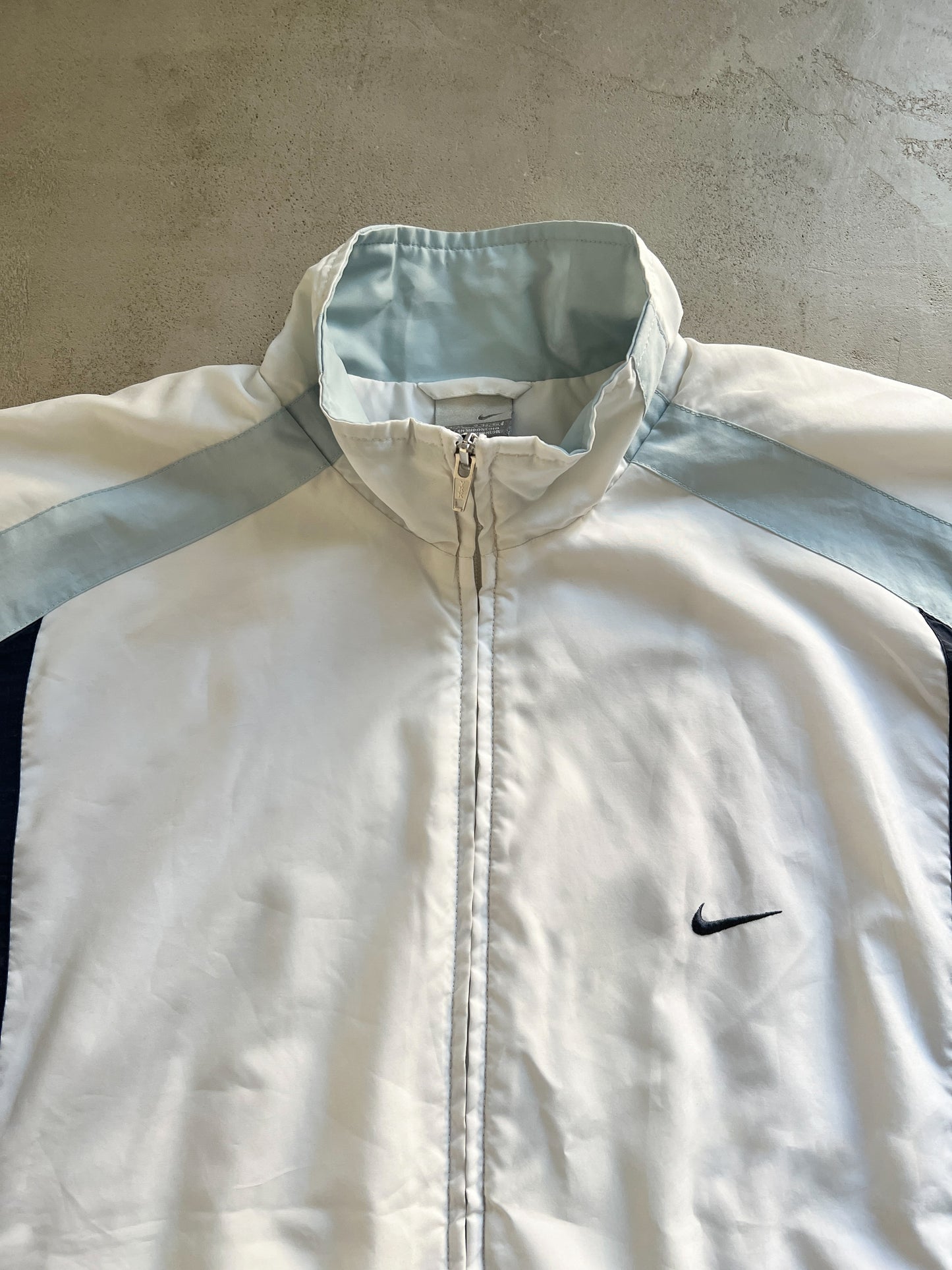 WHITE/BABY BLUE NIKE TRACK JACKET - 2000S - M