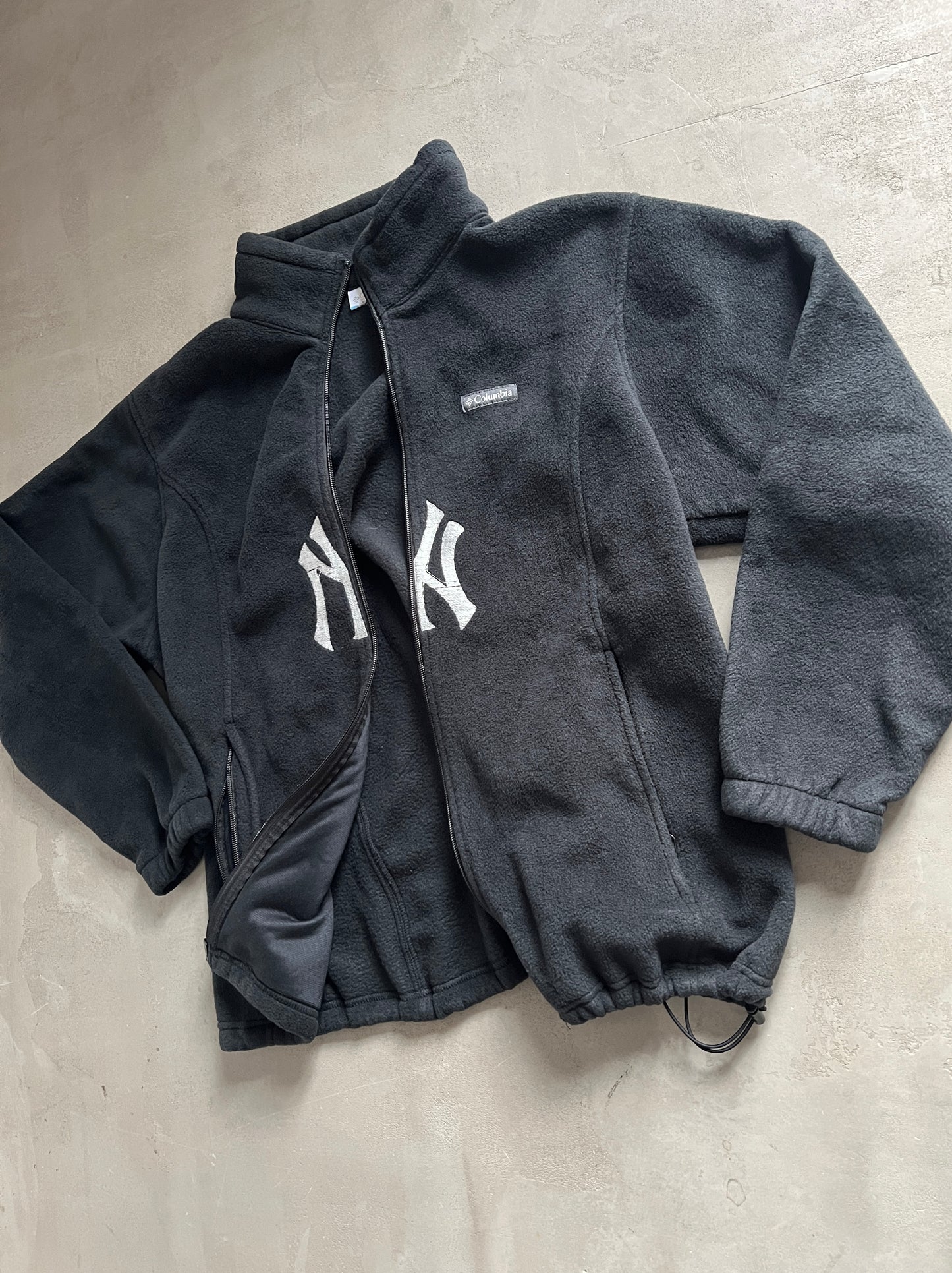 BLACK YANKEES COLUMBIA FLEECE - 2000S - M/L