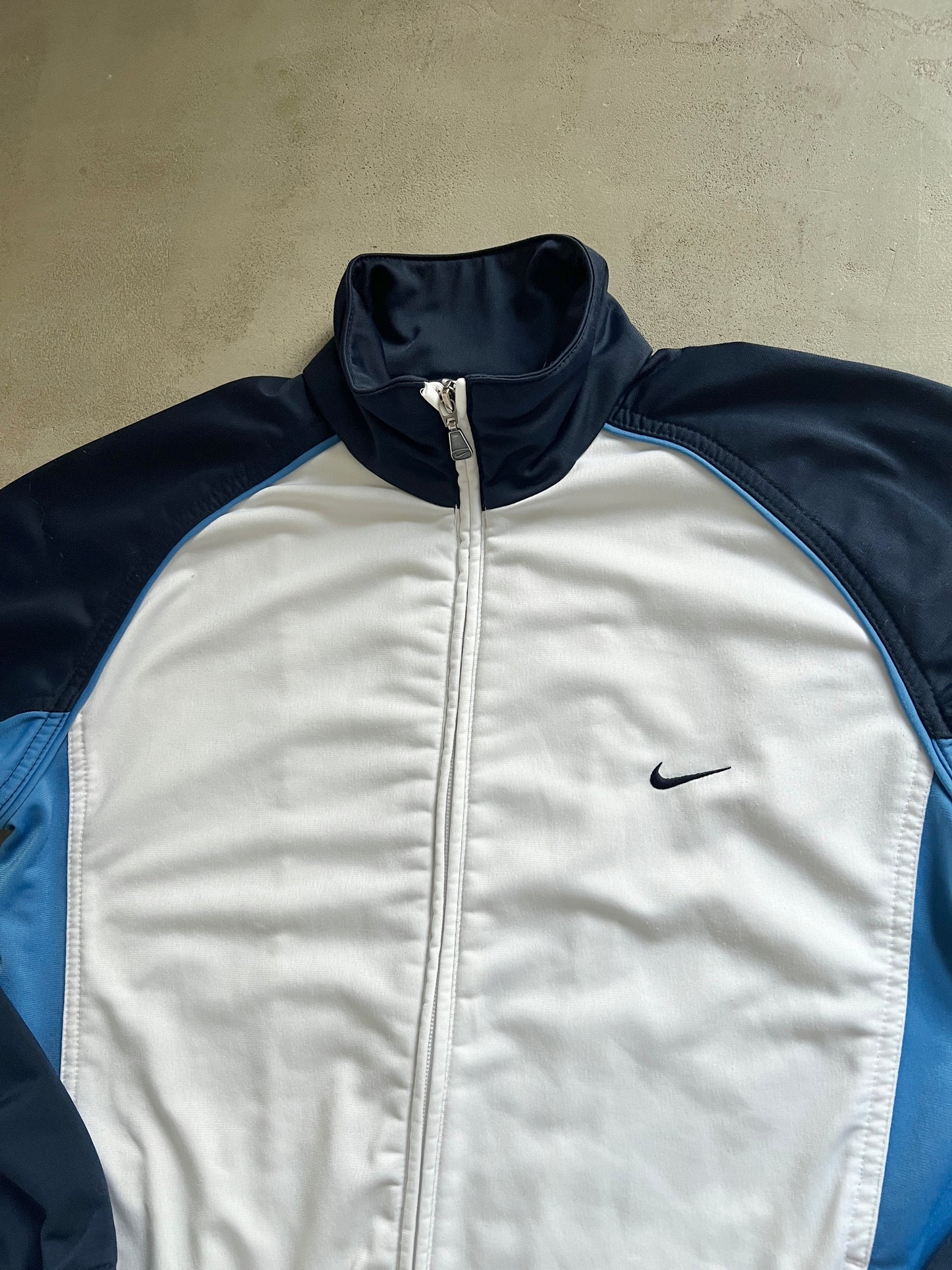 WHITE/BLUE NIKE TRACK JACKET - 2000S - M