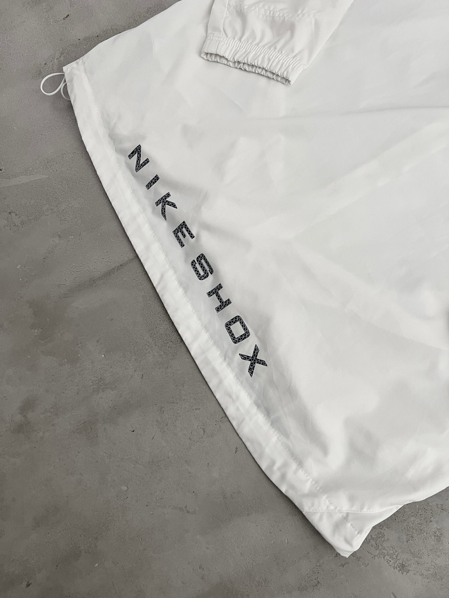 WHITE/GREY NIKE SHOX TRACK JACKET - 2000S - XL