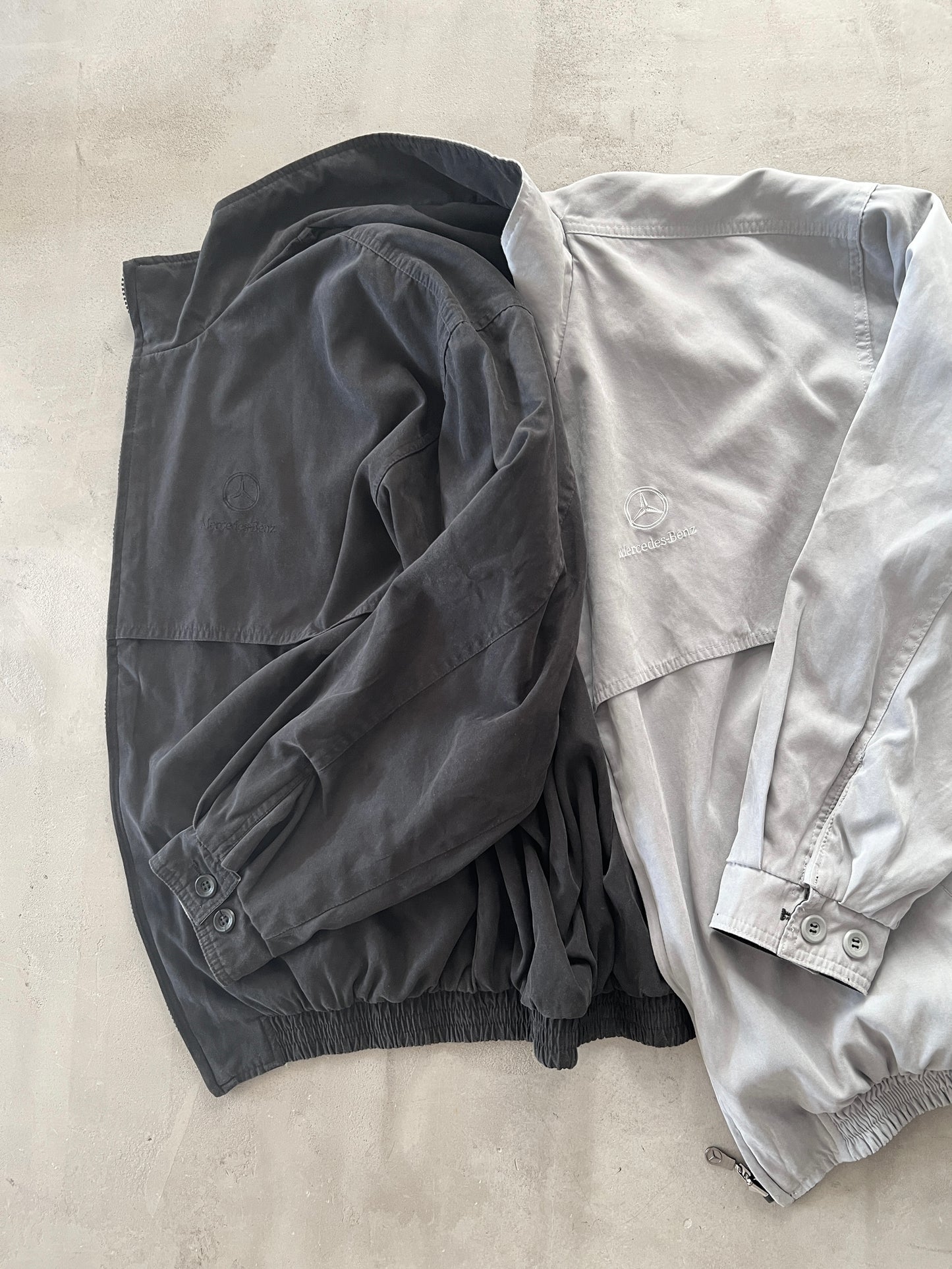GREY/BLACK MERCEDES BENZ 2 SIDE JACKET - 2000S - L