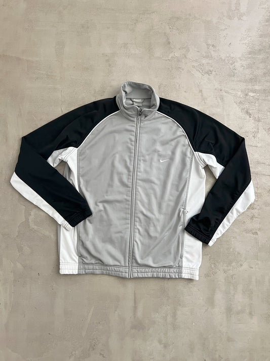 GREY/WHITE NIKE TRACK JACKET - 2000S - M