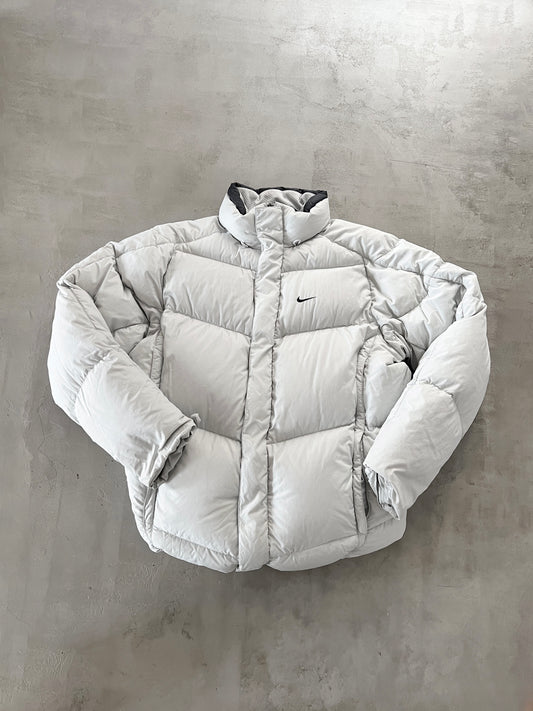 GREY NIKE PUFFER JACKET - 2000S - L